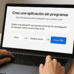 Laptop mostrando la interfaz de una plataforma no-code de Google para crear aplicaciones sin programar con ayuda de IA.